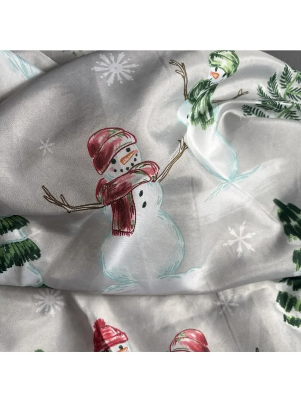 ST. NICHOLAS SQUARE SNOWMEN SHOWER CURTAIN - 70